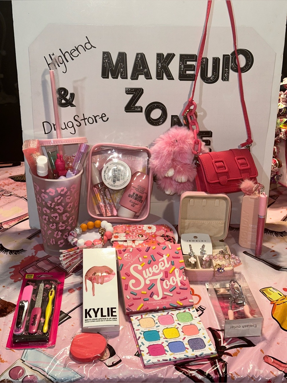 PINK BUNDLE WITH A FREE LIPPIE CUP